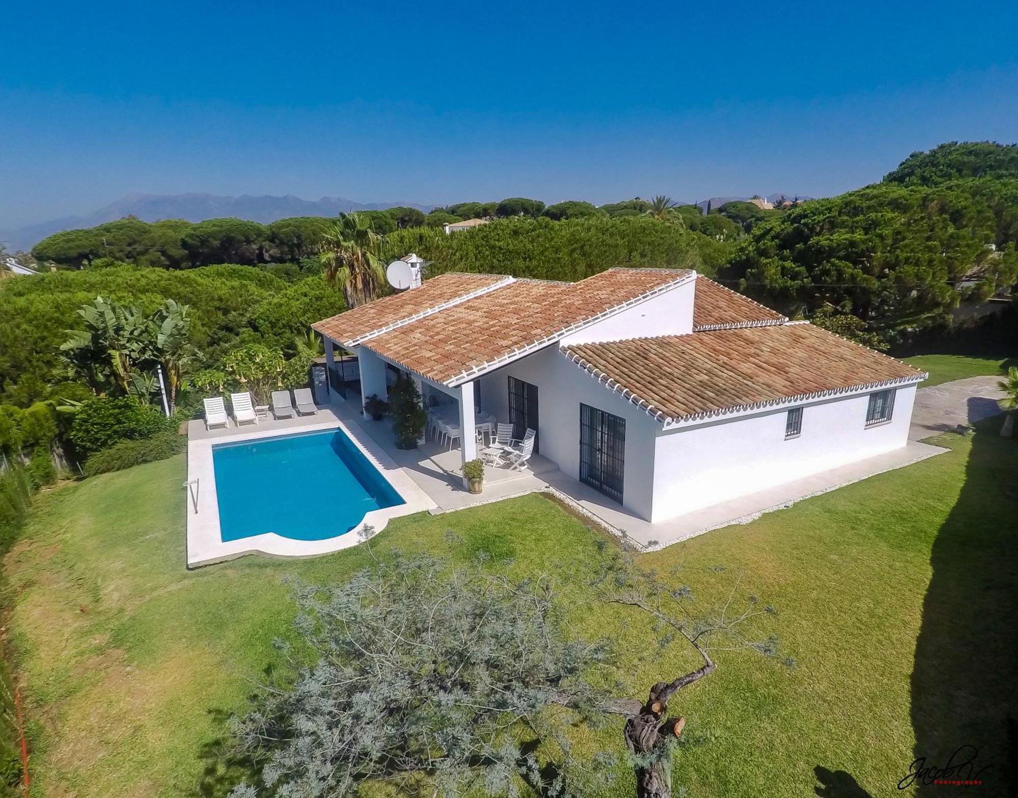 Great Villa Near Beach And 马尔韦利亚 外观 照片