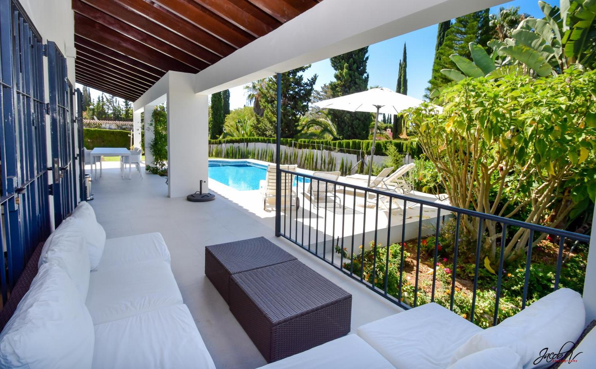 Great Villa Near Beach And 马尔韦利亚 外观 照片