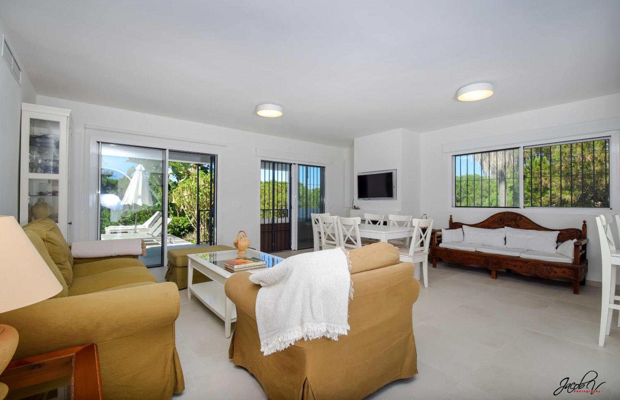 Great Villa Near Beach And 马尔韦利亚 外观 照片