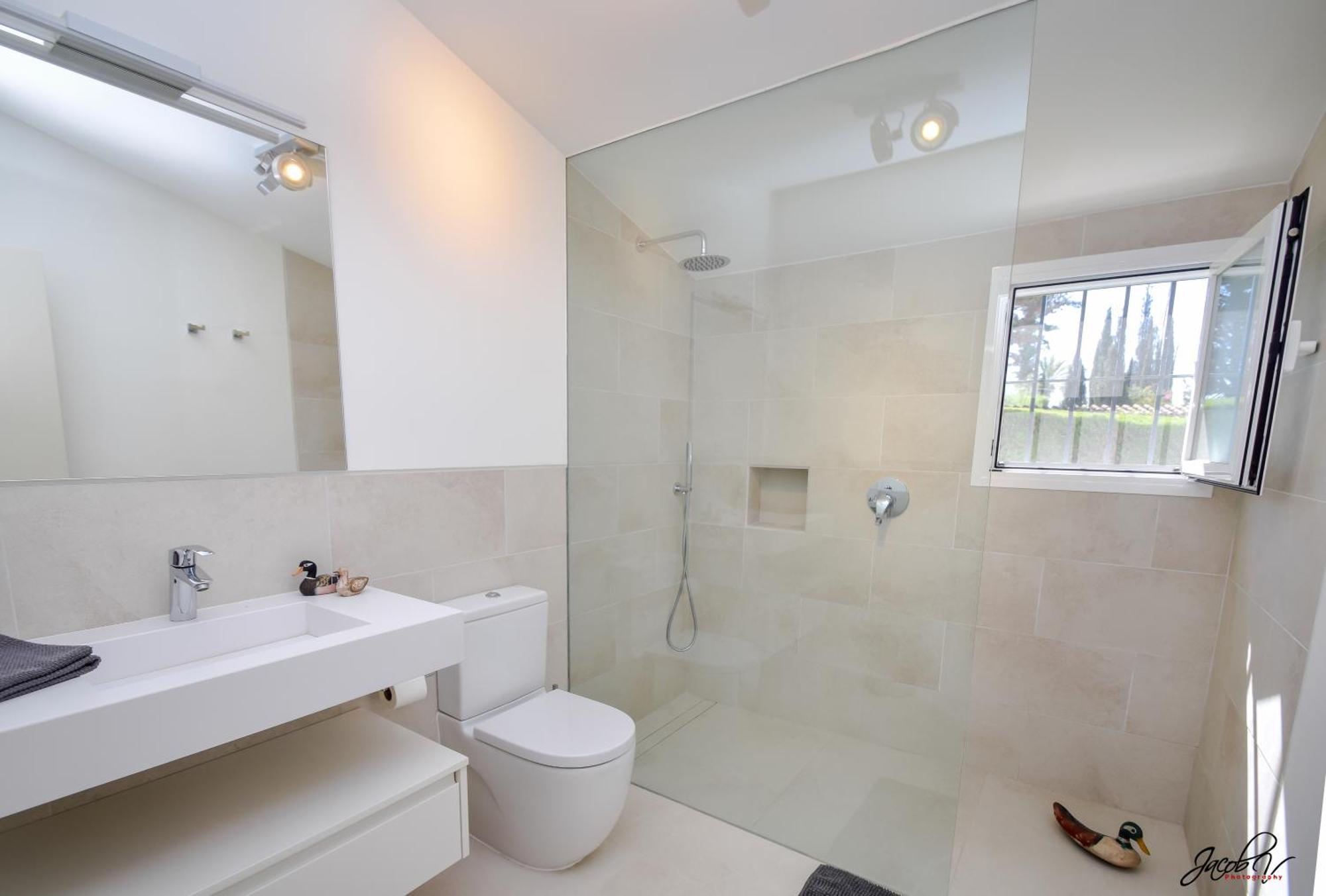 Great Villa Near Beach And 马尔韦利亚 外观 照片
