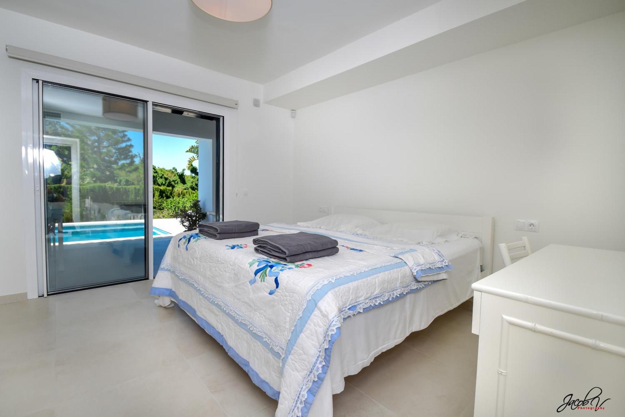 Great Villa Near Beach And 马尔韦利亚 外观 照片